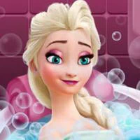 Elsa Beauty Bath game screenshot