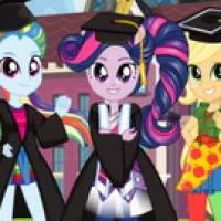 Equestria Girls Graduation Party game screenshot