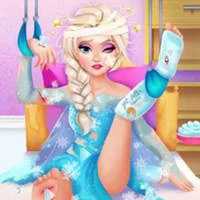 Ice Queen: Hospital Recovery game screenshot