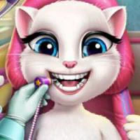 Kitty Real Dentist game screenshot