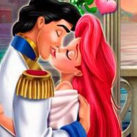 Mermaid Princess Mistletoe Kiss