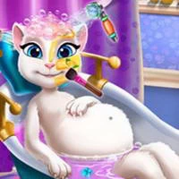 Pregnant Kitty Spa game screenshot